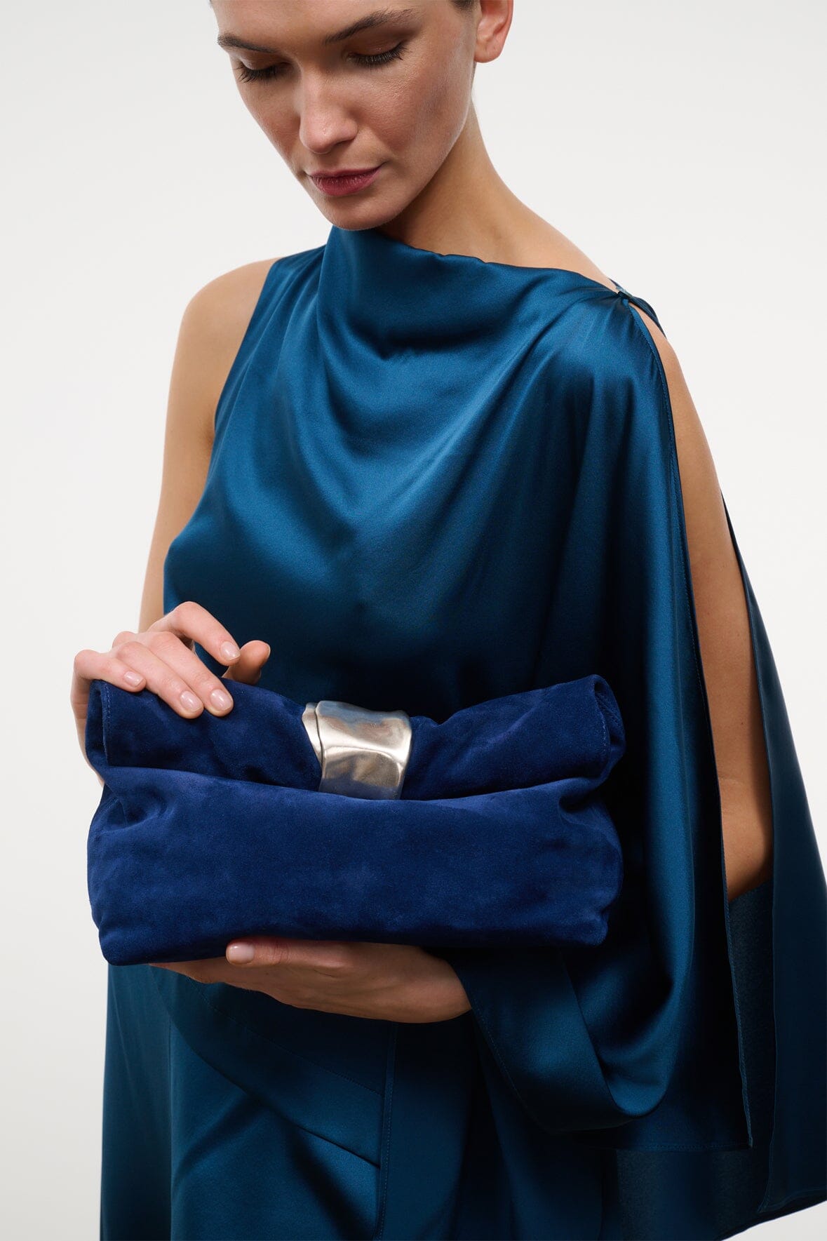 STAUD | Cuff Clutch Cobalt