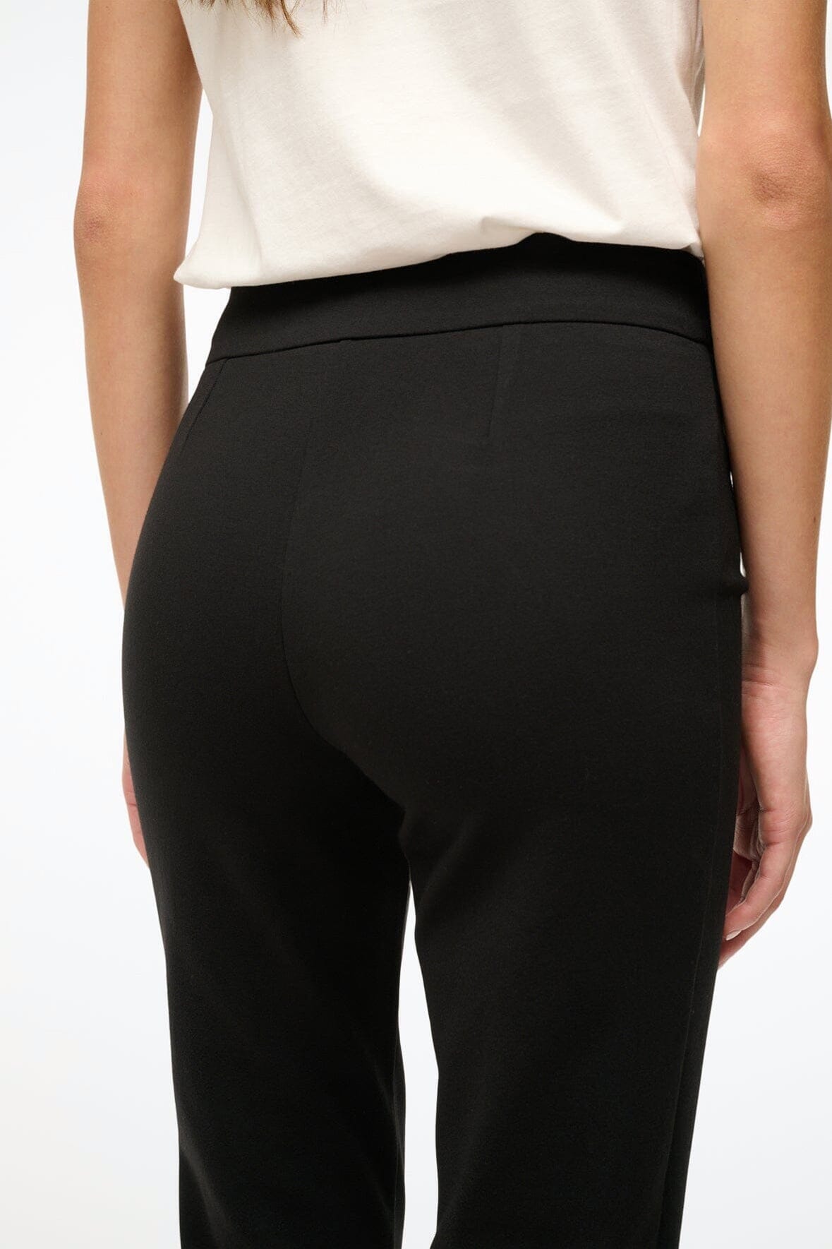 STAUD | Leone Pant Black - Cropped Black Fitted Pants