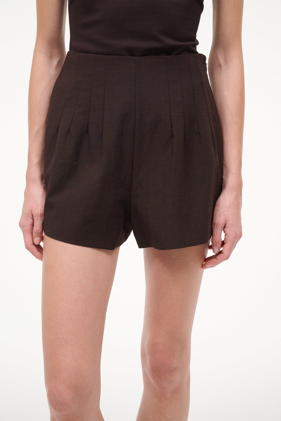 STAUD | Magpie Short Earth