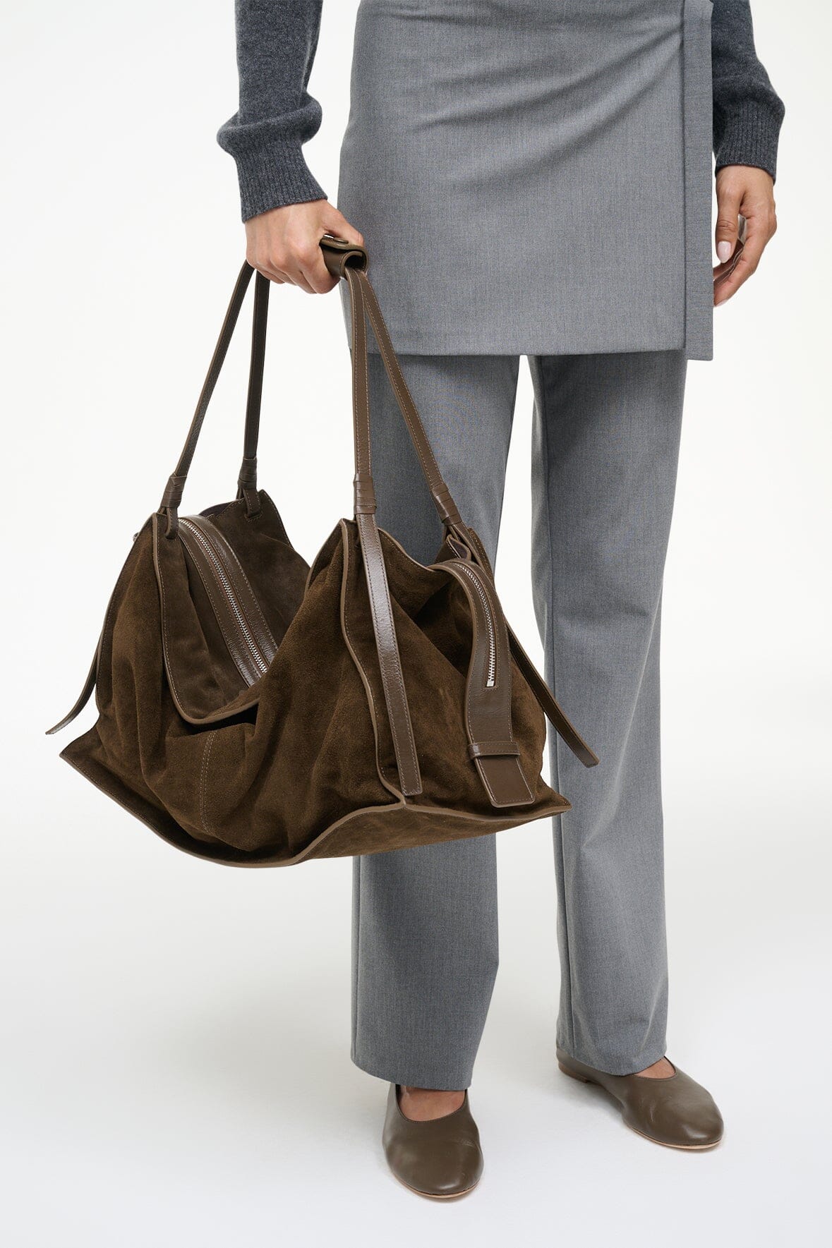 STAUD | Large Harold Bag Truffle Suede