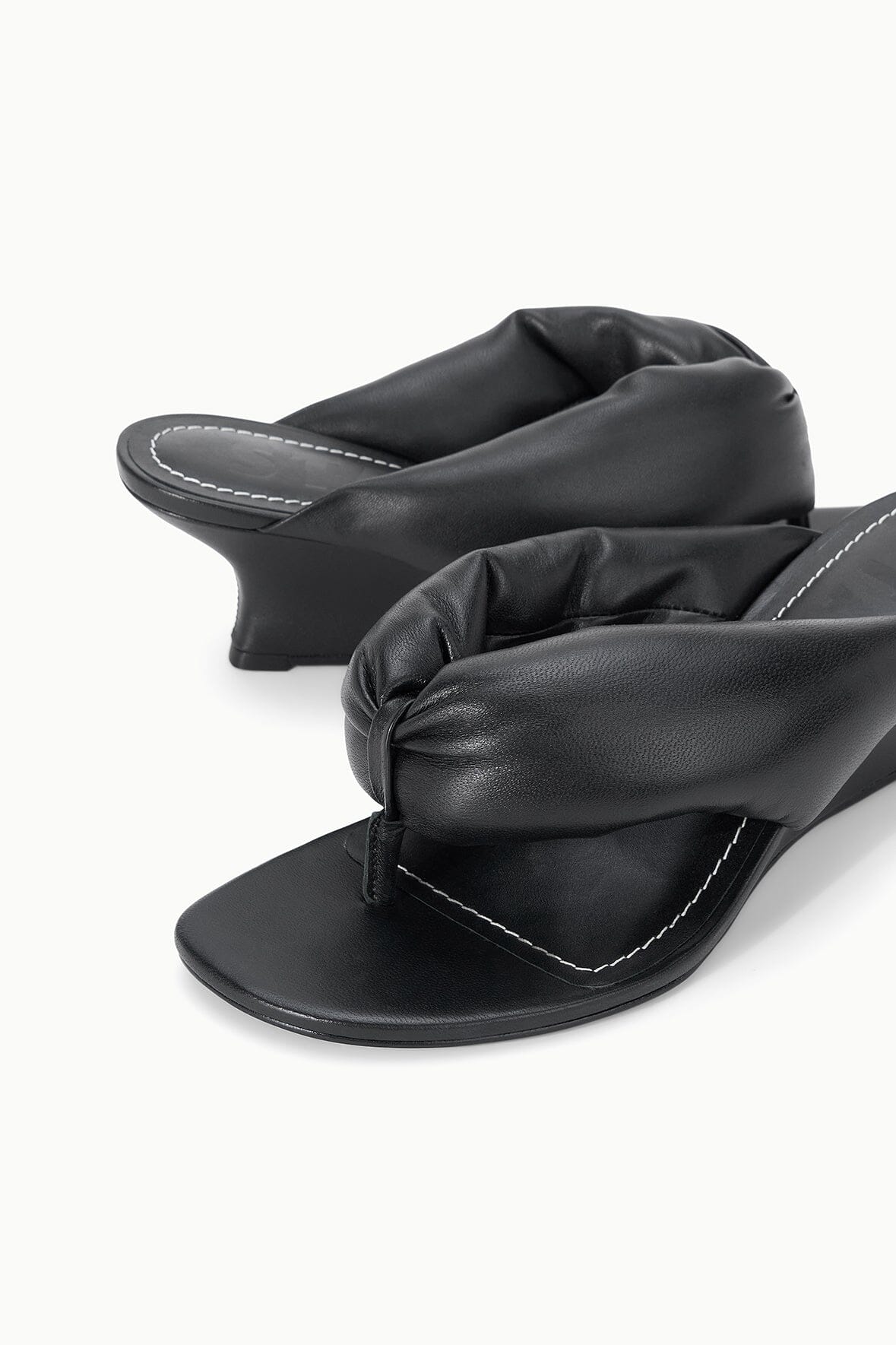STAUD | Juno Wedge Black