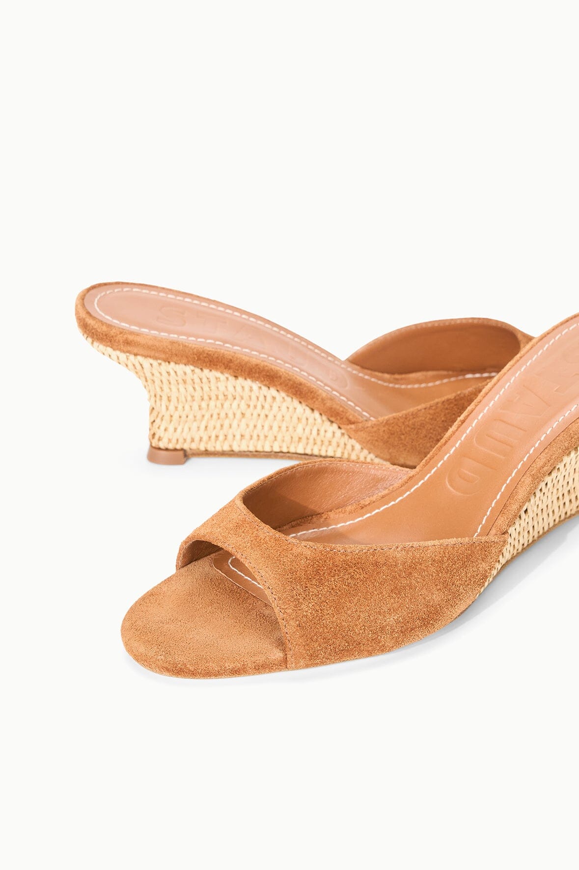 STAUD | Brigitte Wedge Tabac Natural