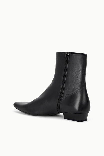 STAUD | Wally Flat Ankle Boot Black