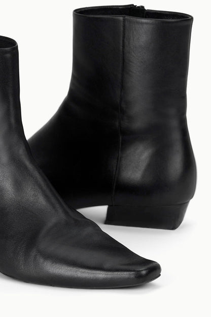 STAUD | Wally Flat Ankle Boot Black