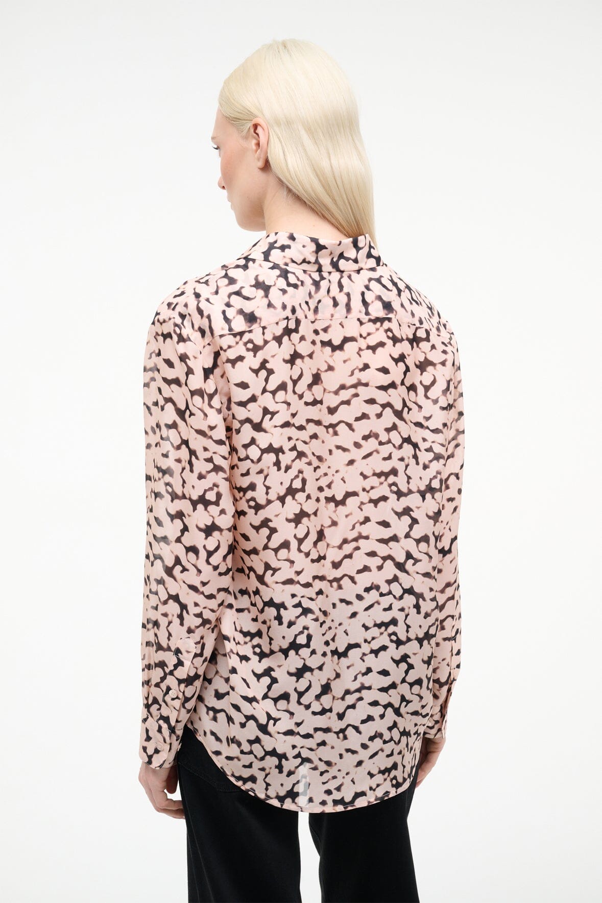 STAUD | Roxbury Silk Shirt Almond Black