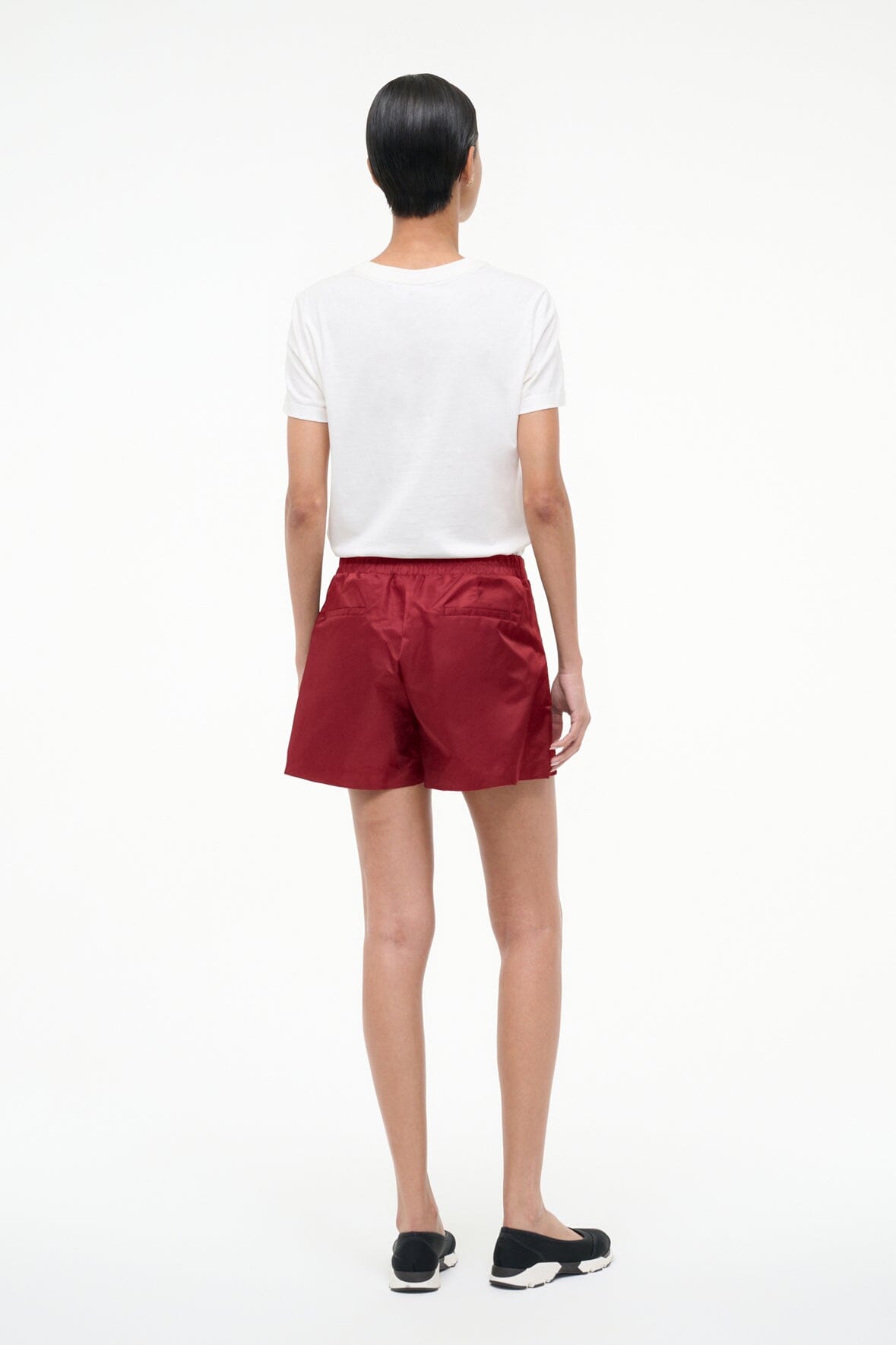 STAUD | Taurus Short Deep Red